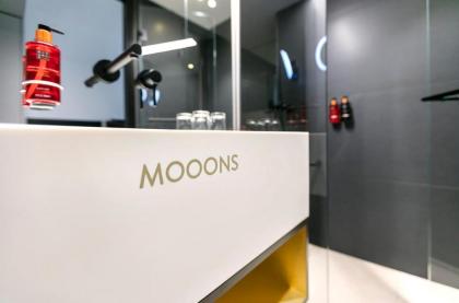 MOOONS Vienna - image 15