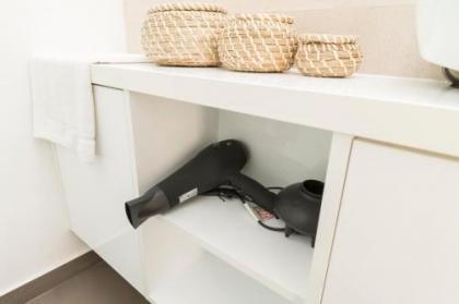 Red Monkey Vienna Apartment by welcome2vienna - image 19