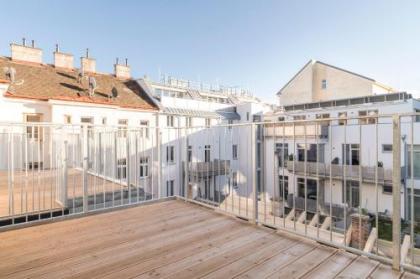 Red Monkey Vienna Apartment by welcome2vienna - image 8