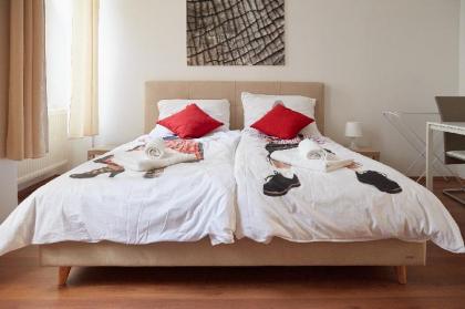 modern Apartment in the Heart of Vienna 2