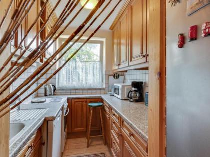 Lively Holiday Home in Wien with Private Garden - image 10