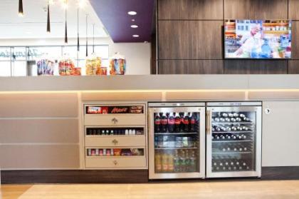Hampton By Hilton Vienna Messe - image 15