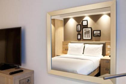 Hampton By Hilton Vienna Messe - image 17