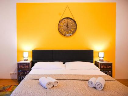 Backpacker Apartment Hofburg - image 8