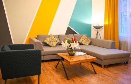 Modern Apartment Wiener Stadthalle - image 12