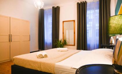 Modern Apartment Wiener Stadthalle - image 15