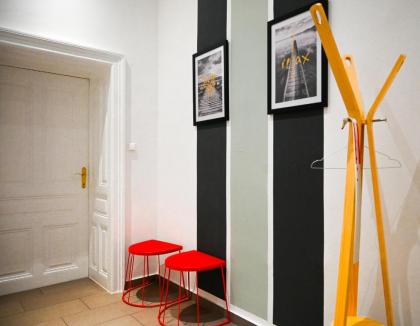 Modern Apartment Wiener Stadthalle - image 3