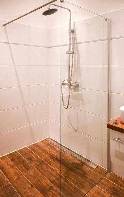 Modern Apartment Wiener Stadthalle - image 5