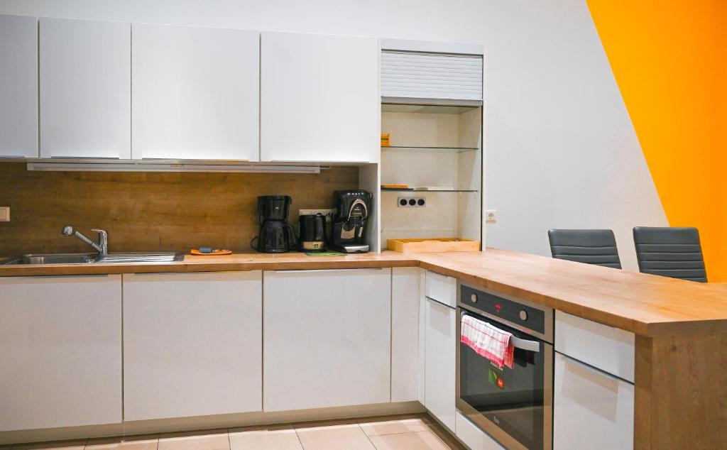 Modern Apartment Wiener Stadthalle - image 7