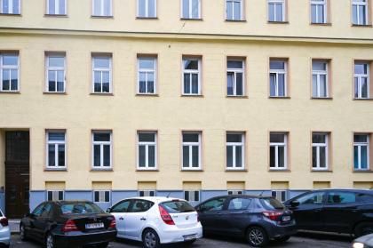 Hideaway Suite Danube Canal - image 17
