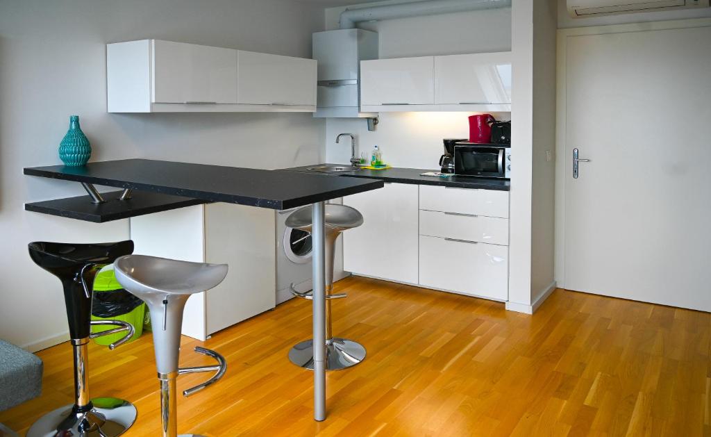 Hideaway Suite Danube Canal - image 5