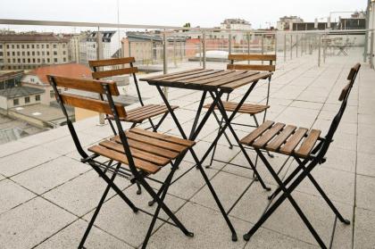 Elegant Duplex Danube Canal - image 11