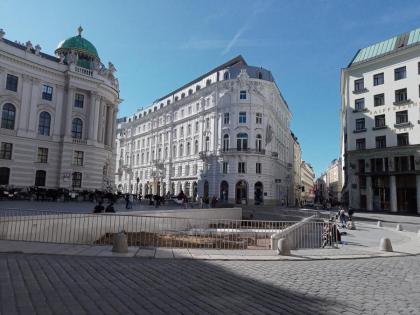 Elegance Wien - image 20