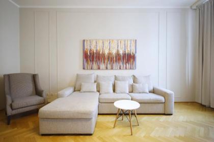 HeyMi Apartments Karlsplatz - image 3