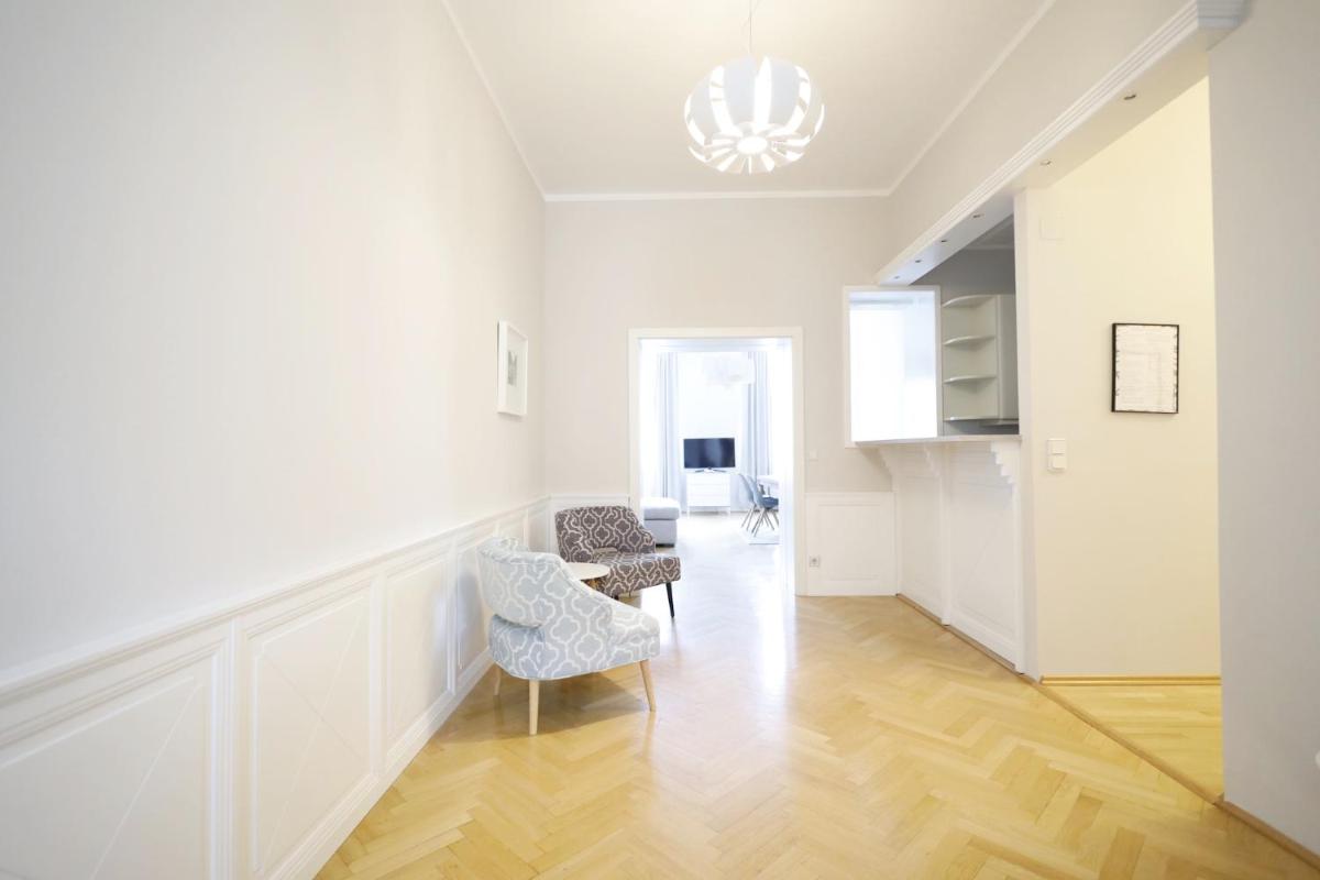 HeyMi Apartments Karlsplatz - image 6