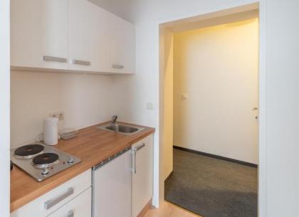 Centre Apartments - image 5