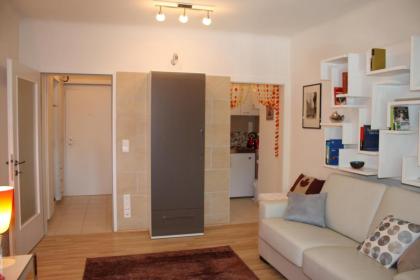 GoVienna - Charming Studio - image 12