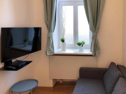 Small Apartment - Near Centre - image 3