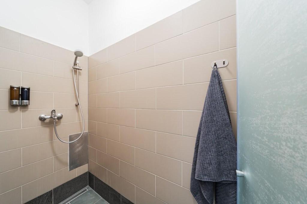 NEW: 3 Bedrooms - 75sqm - 15 Min. City Center - image 3