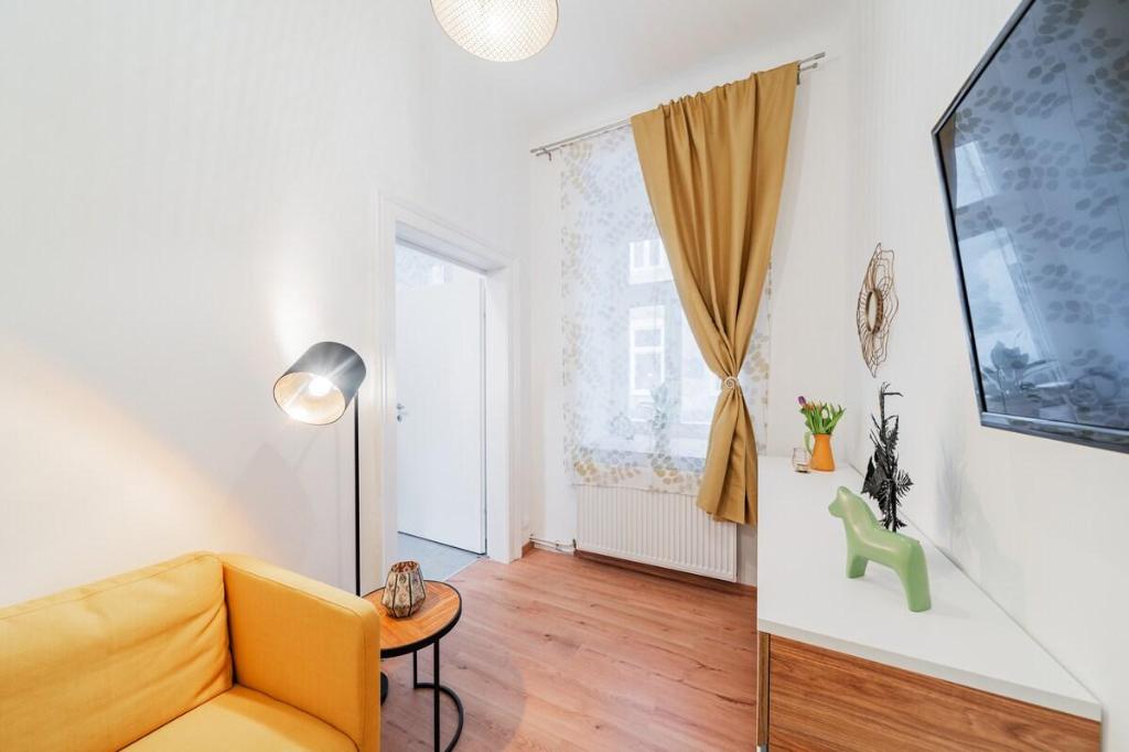 NEW: 3 Bedrooms - 75sqm - 15 Min. City Center - image 6