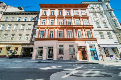 easy flat City Living