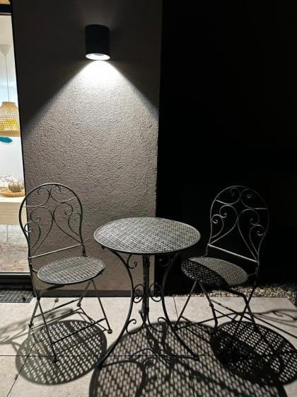 Schöne Wohnung mit Terrasse in dem Stadtzentrum - image 16