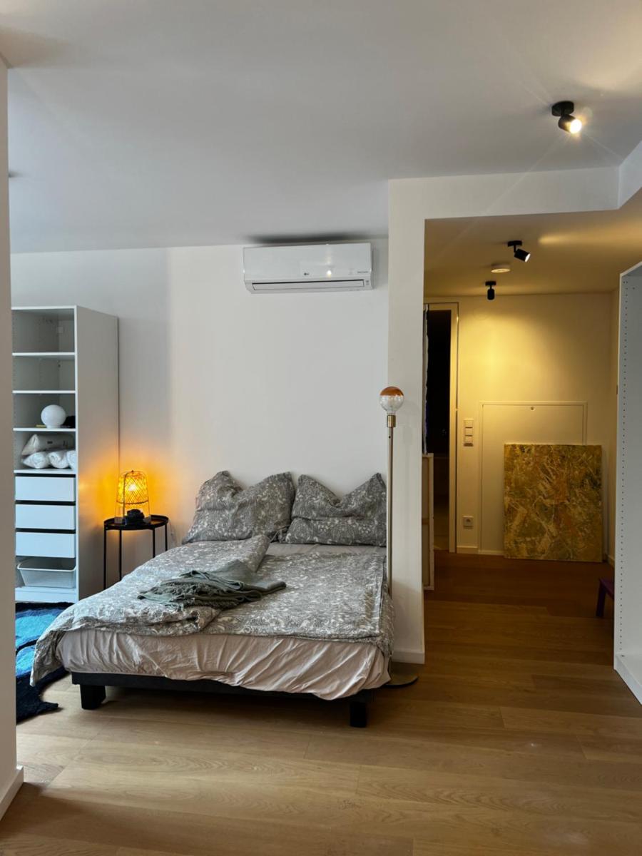 Schöne Wohnung mit Terrasse in dem Stadtzentrum - image 2
