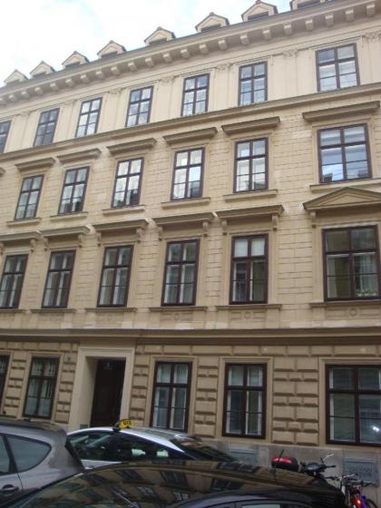 Appartement in Alservorstadt mit Garten